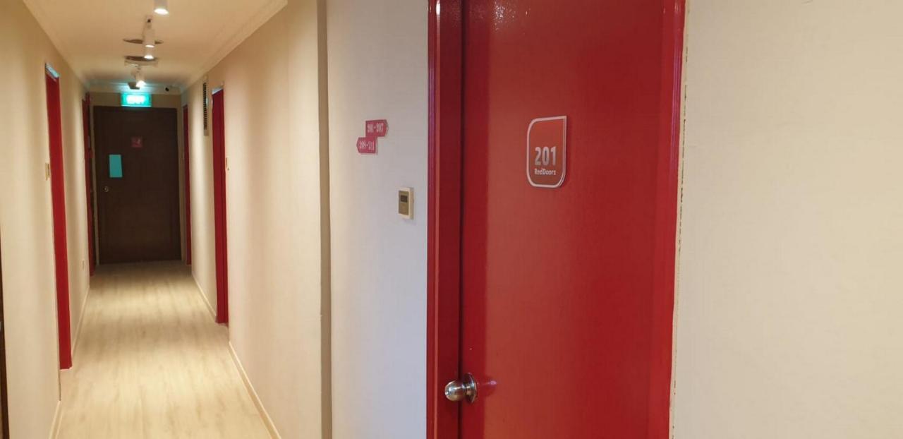 Reddoorz At Geylang Hotel Singapura Exterior foto